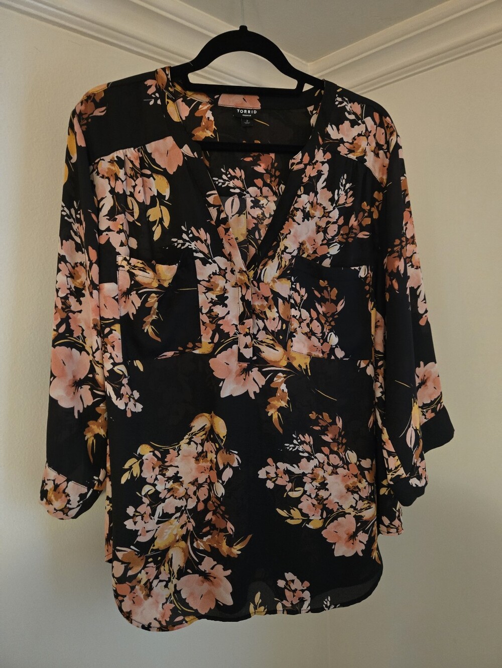 TORRID Black Floral Blouse with 3/4 Sleeves and Chest Pockets